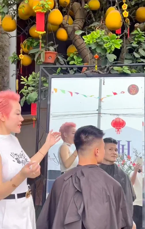 Đám cưới cầu thủ Quang Hải