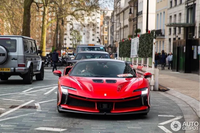 Siêu xe Ferrari SF90 XX Stradale