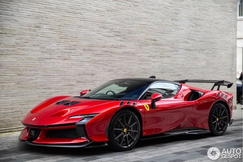 Siêu xe Ferrari SF90 XX Stradale