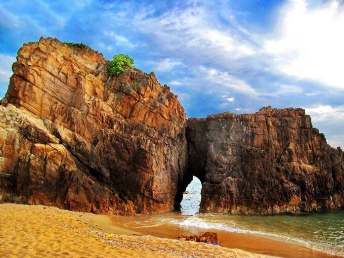 Bãi Đá Nhảy Quảng Bình