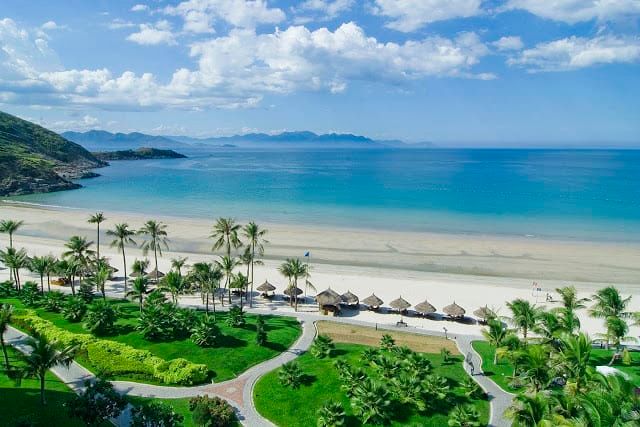 Biển Nhật Lệ tại Quảng Bình
