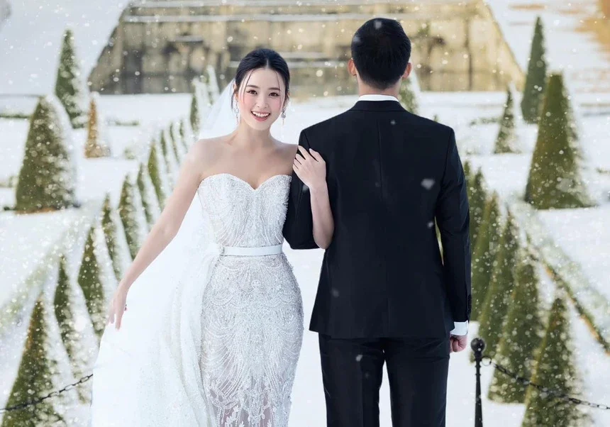 Chồng Midu là ai 
