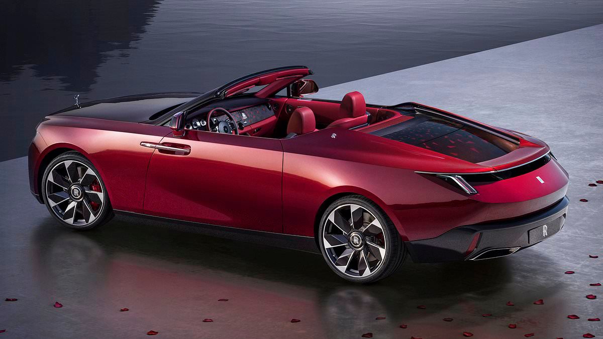 La Rose Noire Droptail Rolls-Royce