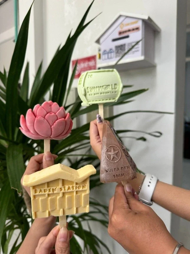 Độc đáo những que kem in hình 'hot trend' du lịch
