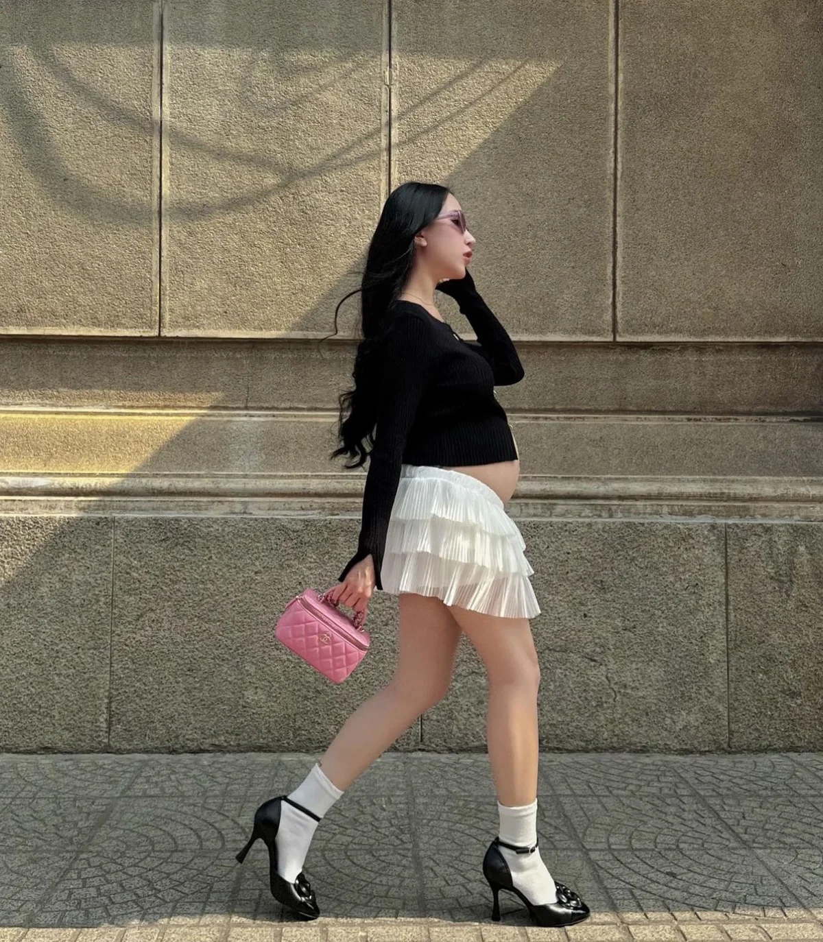 Mỹ nhân Việt 'thiêu đốt' mọi ánh nhìn bằng trang phục cut out.