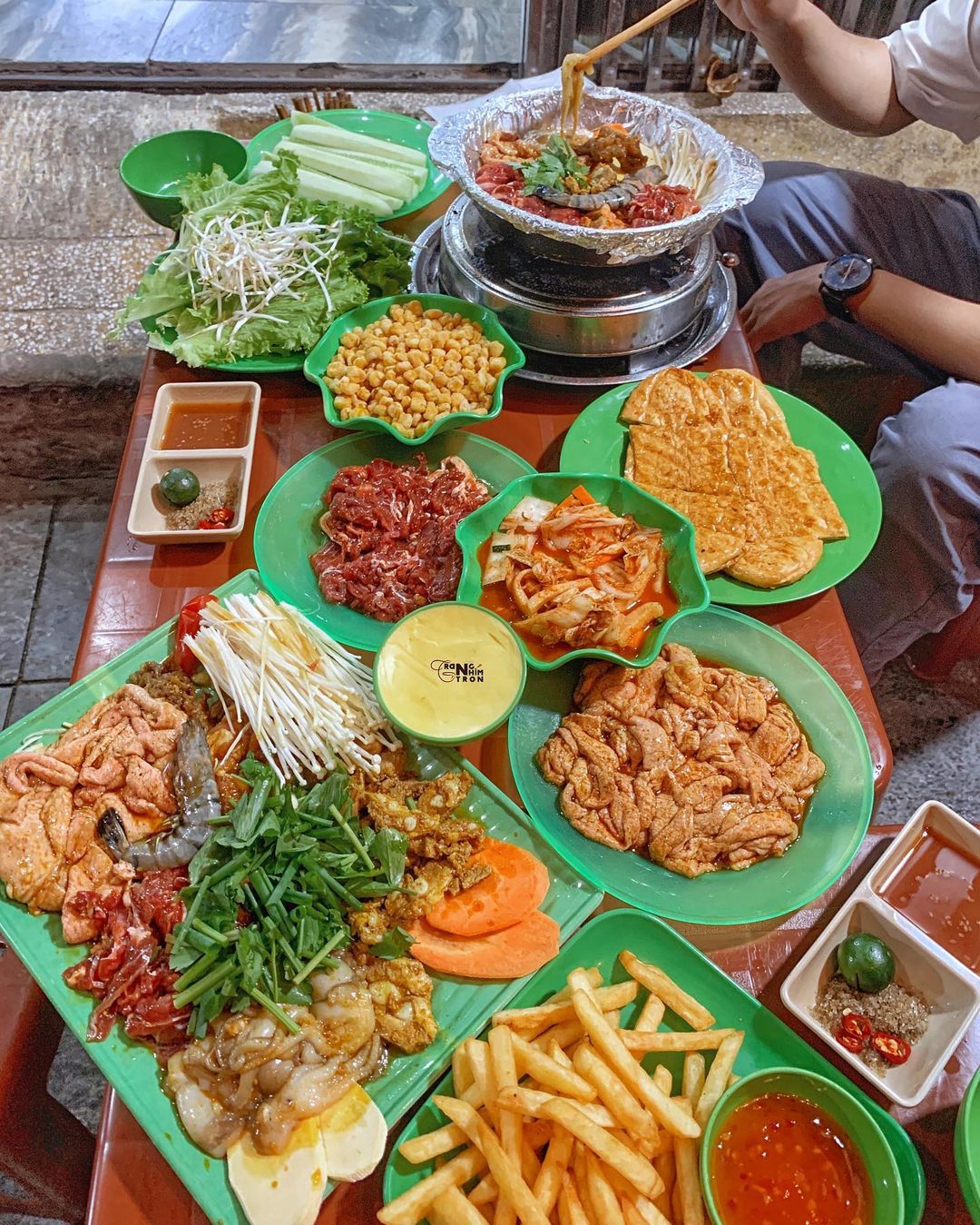 Phố ẩm thực Hà Nội
