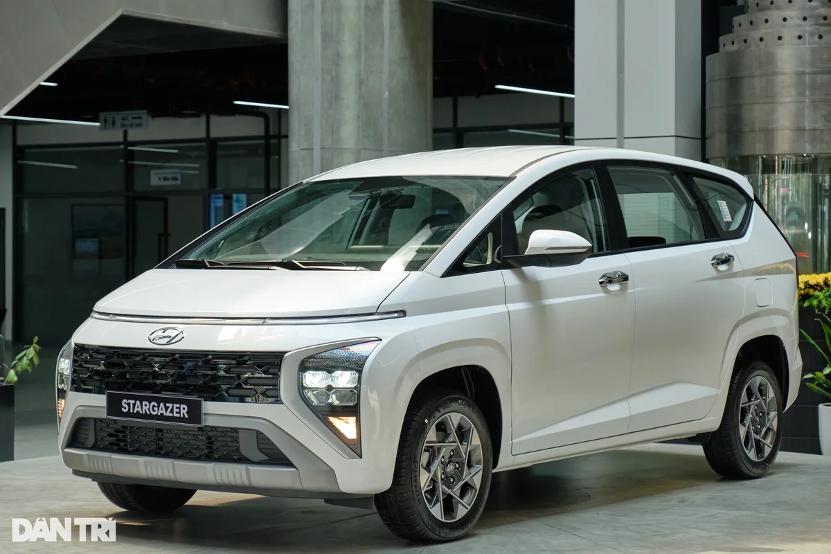 Hyundai Stargazer X 2024 