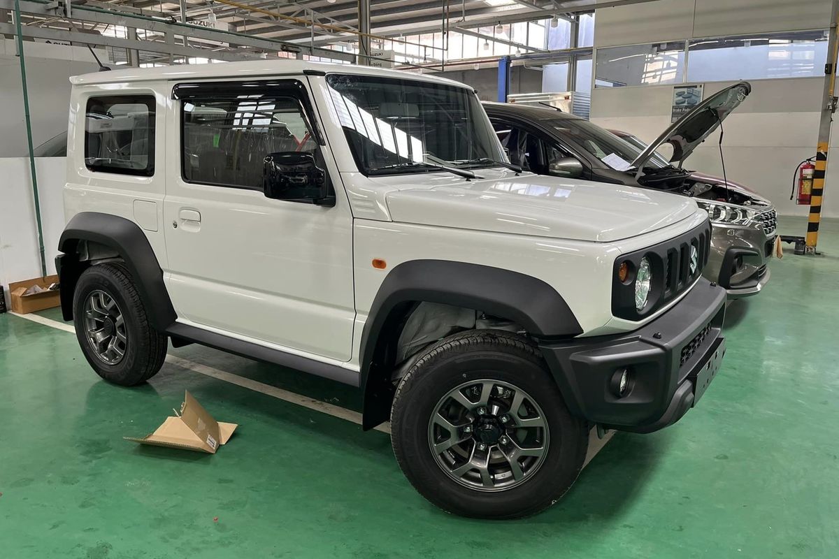 Suzuki Jimny ra mắt Việt Nam