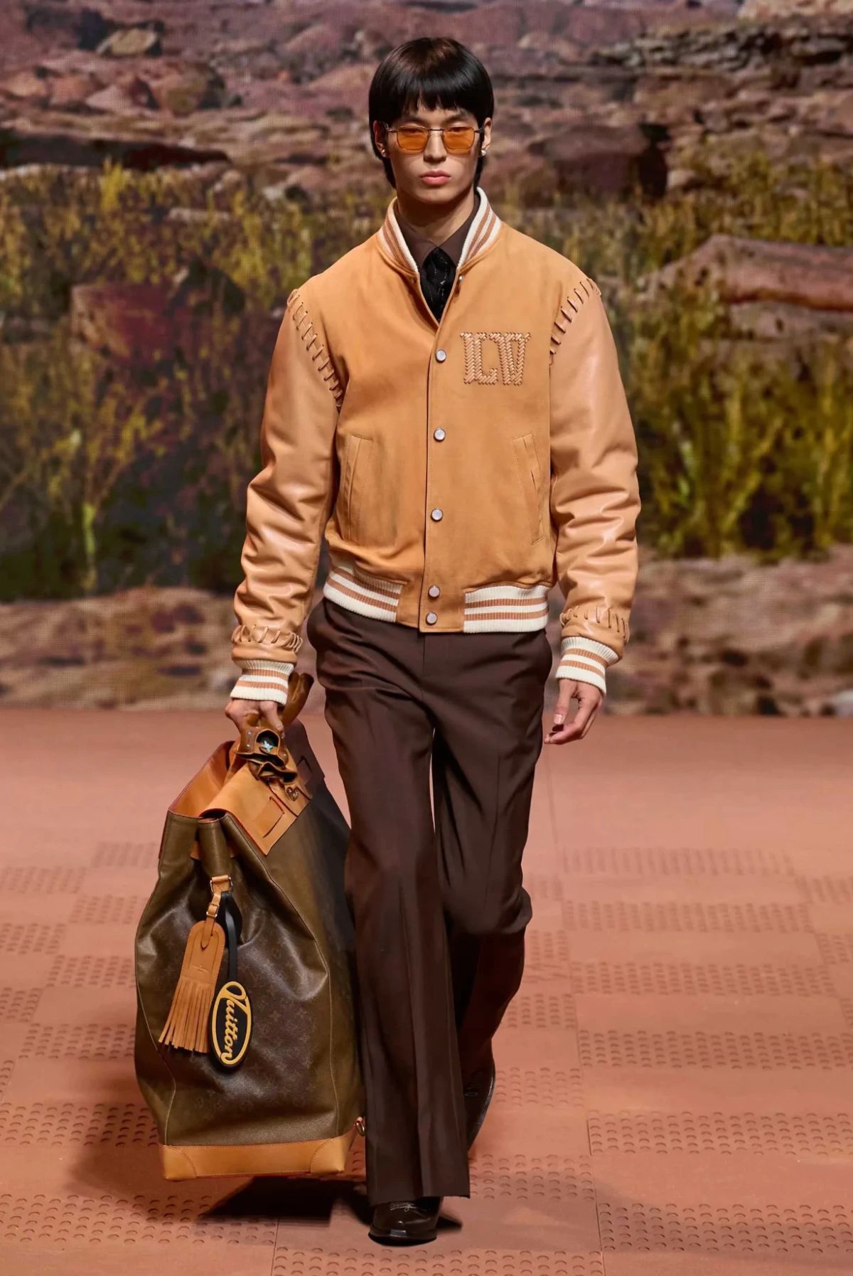 Áo khoác Louis Vuitton 