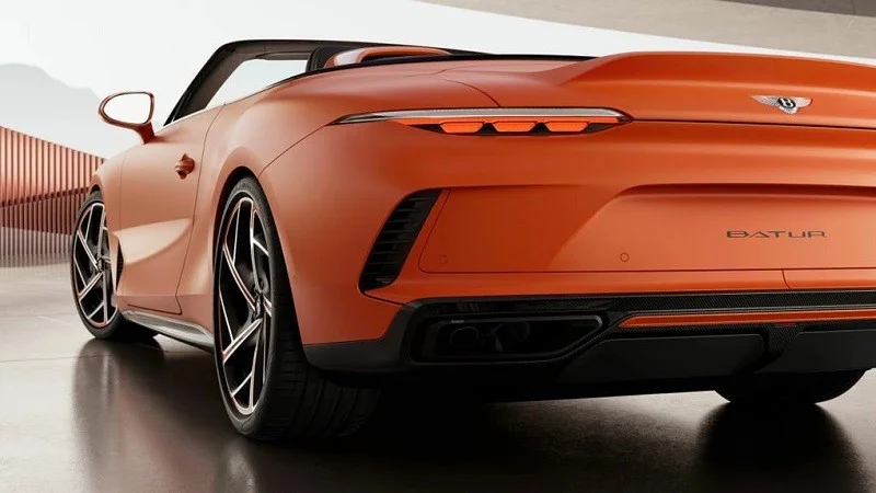 Bentley Batur Convertible bản giới hạn