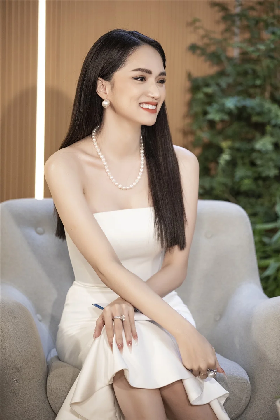 Vì sao hint mới của Anh Trai Vượt Ngàn Chông Gai khiến netizen gọi tên Hương Giang?