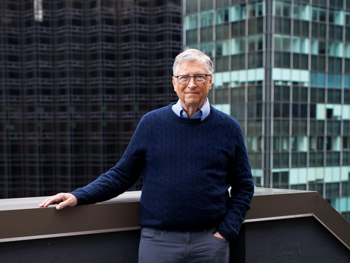 Choáng ngợp với bộ sưu tập máy bay riêng của Bill Gates