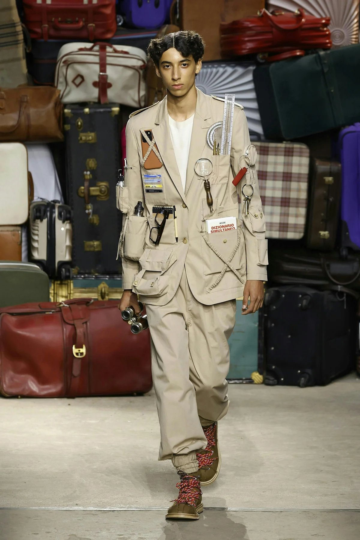 BST Moschino