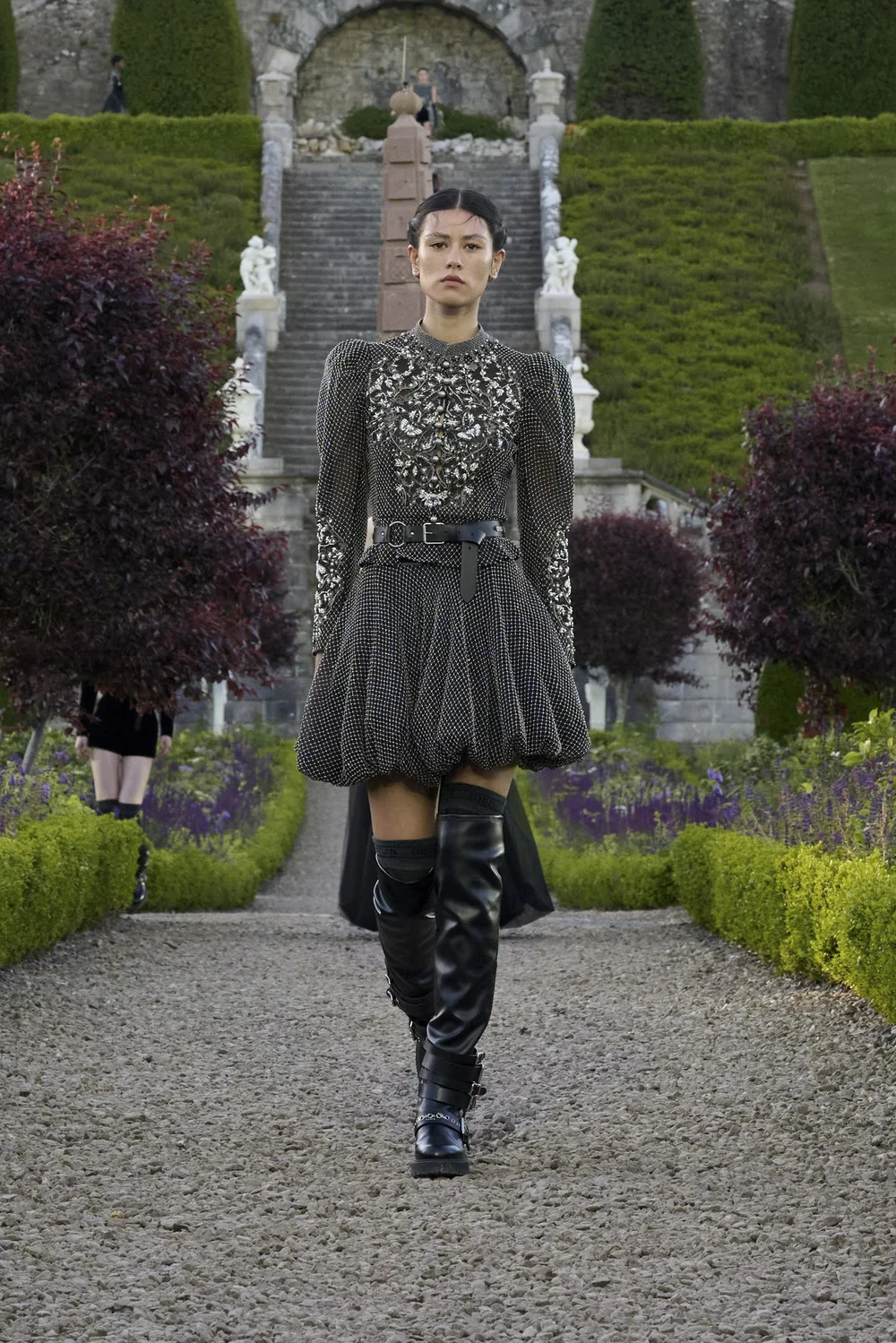 Show diễn Dior