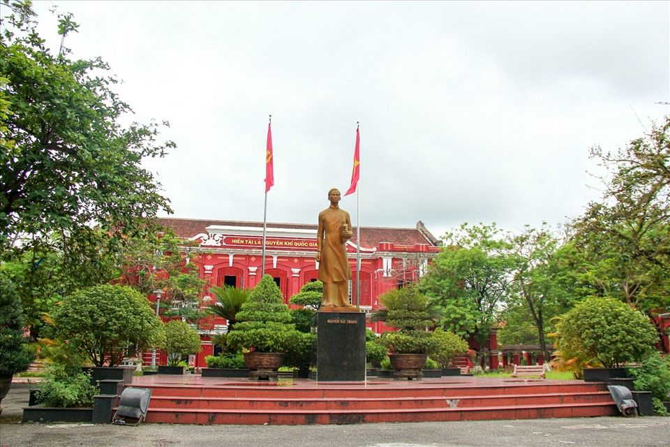 Đề văn THPT 2024