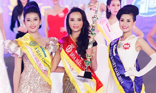Miss Universe Vietnam 