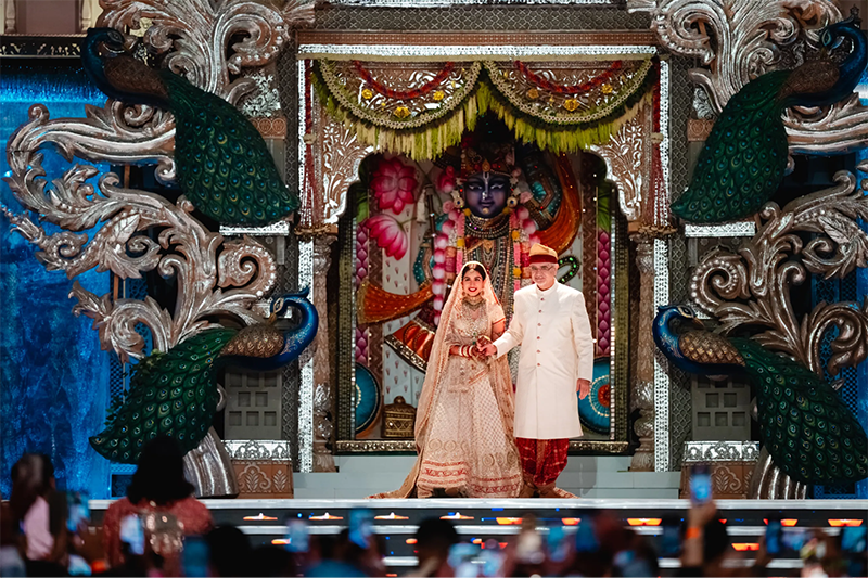 Toàn cảnh đám cưới thế kỷ trị giá 600 triệu USD của giới siêu giàu Ấn Độ khiến cả thế giới "dậy sóng"