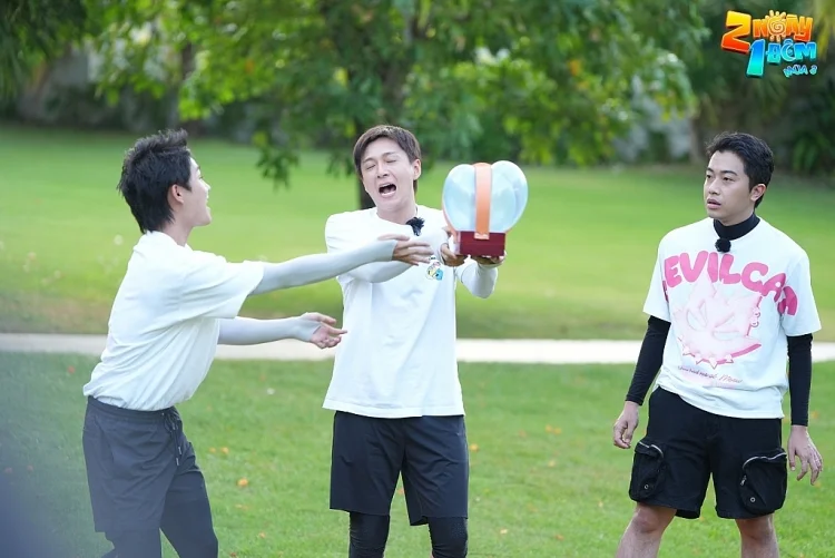 "2 ngày 1 đêm": Hieuthuhai đối đầu Dương Lâm