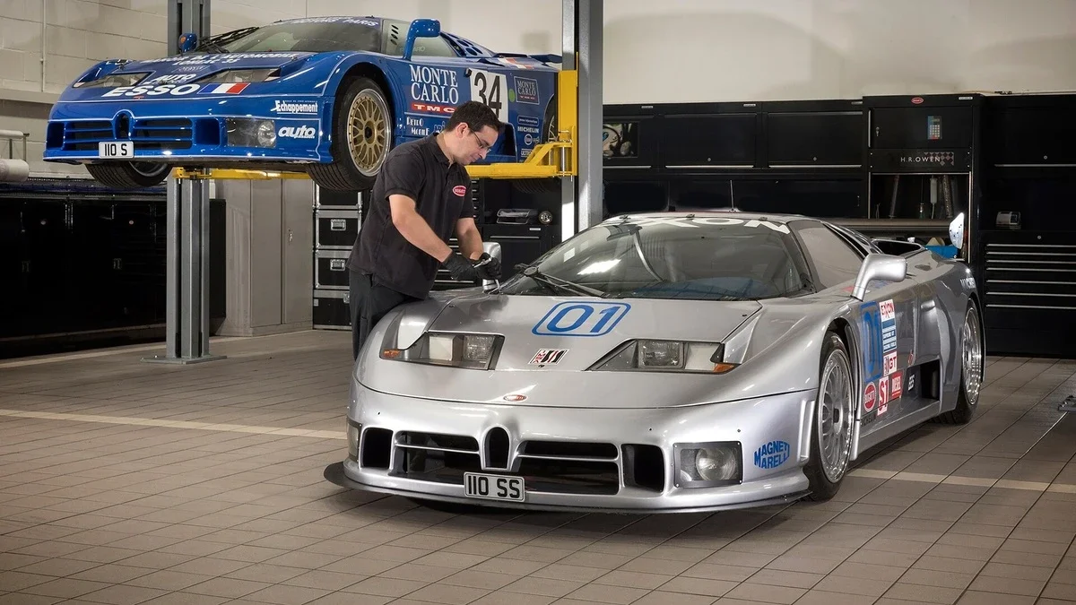 Siêu xe Bugatti EB110 Sport Competizione hơn 1,8 triệu USD tái xuất
