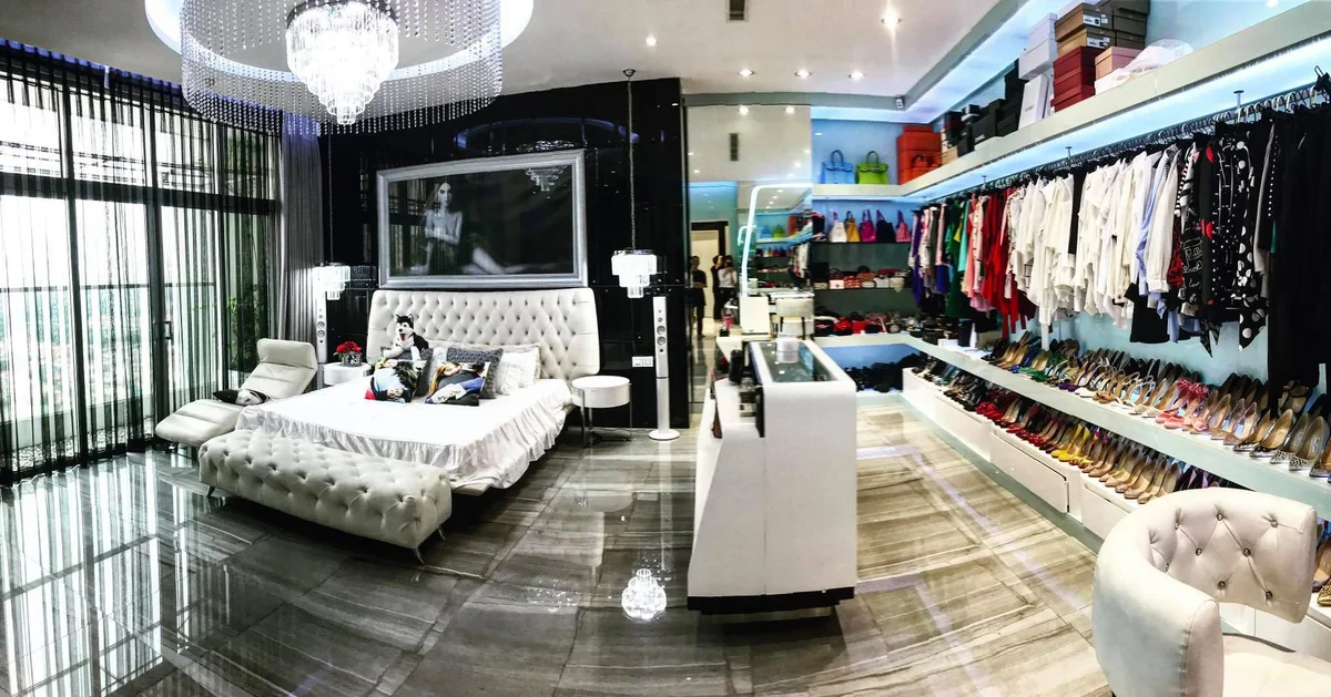 Khối tài sản 'khủng' của Ngọc Trinh ở tuổi 35: Biệt thự 50 tỷ, có cả bộ sưu tập xế hộp