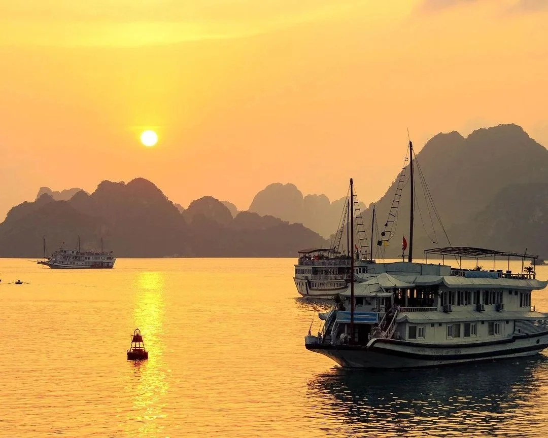 Có gì trong du thuyền The World chở top 1% dân số thế giới