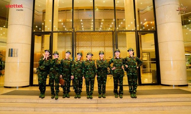 Rapper Pháo hiến tặng tóc cho bệnh nhi, khi tham gia Sao Nhập Ngũ 2024
