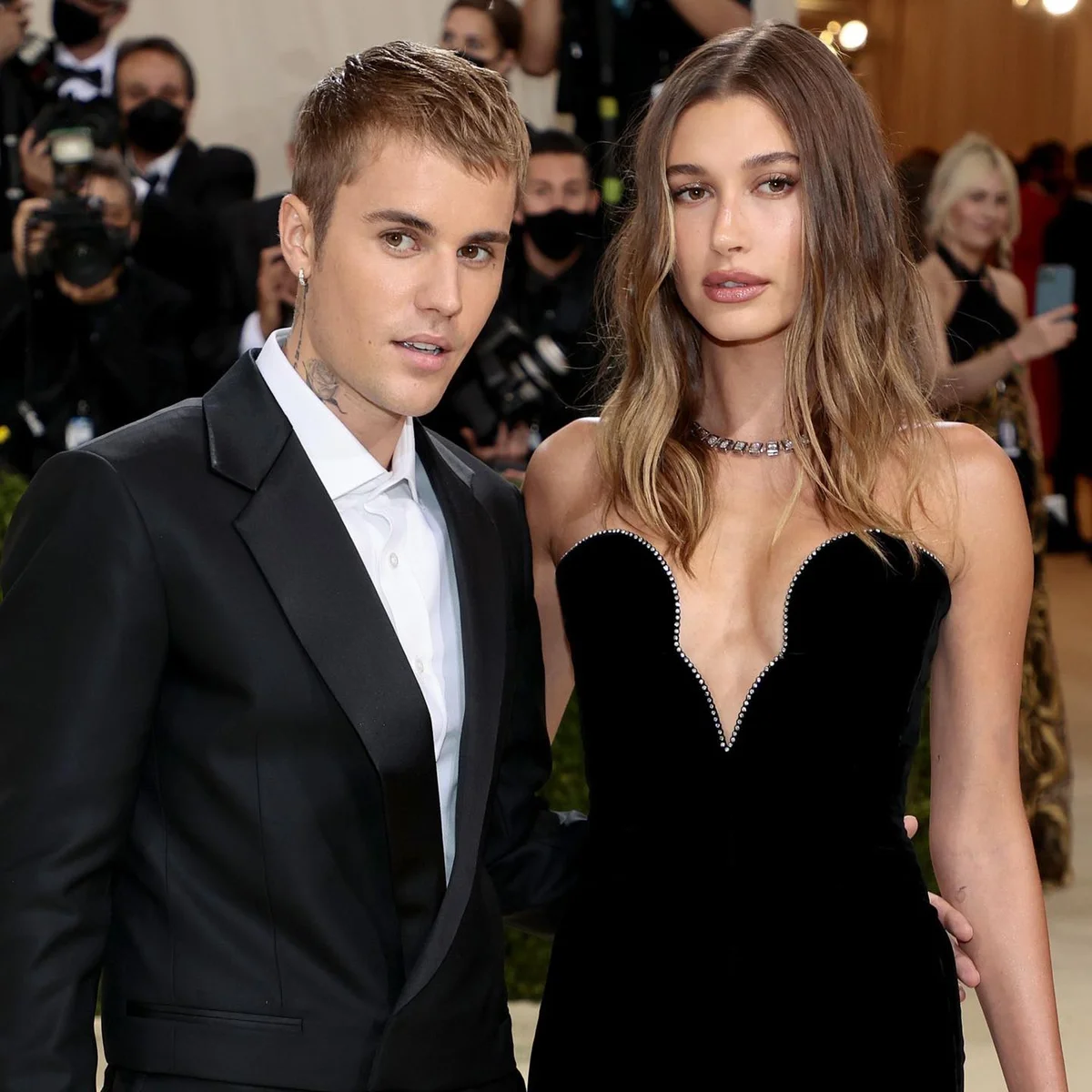 Hailey Bieber - cô vợ "chữa lành" cuộc đời Justin Bieber: Là tiểu thư gia thế "không vừa", chịu nhiều ấm ức vì yêu