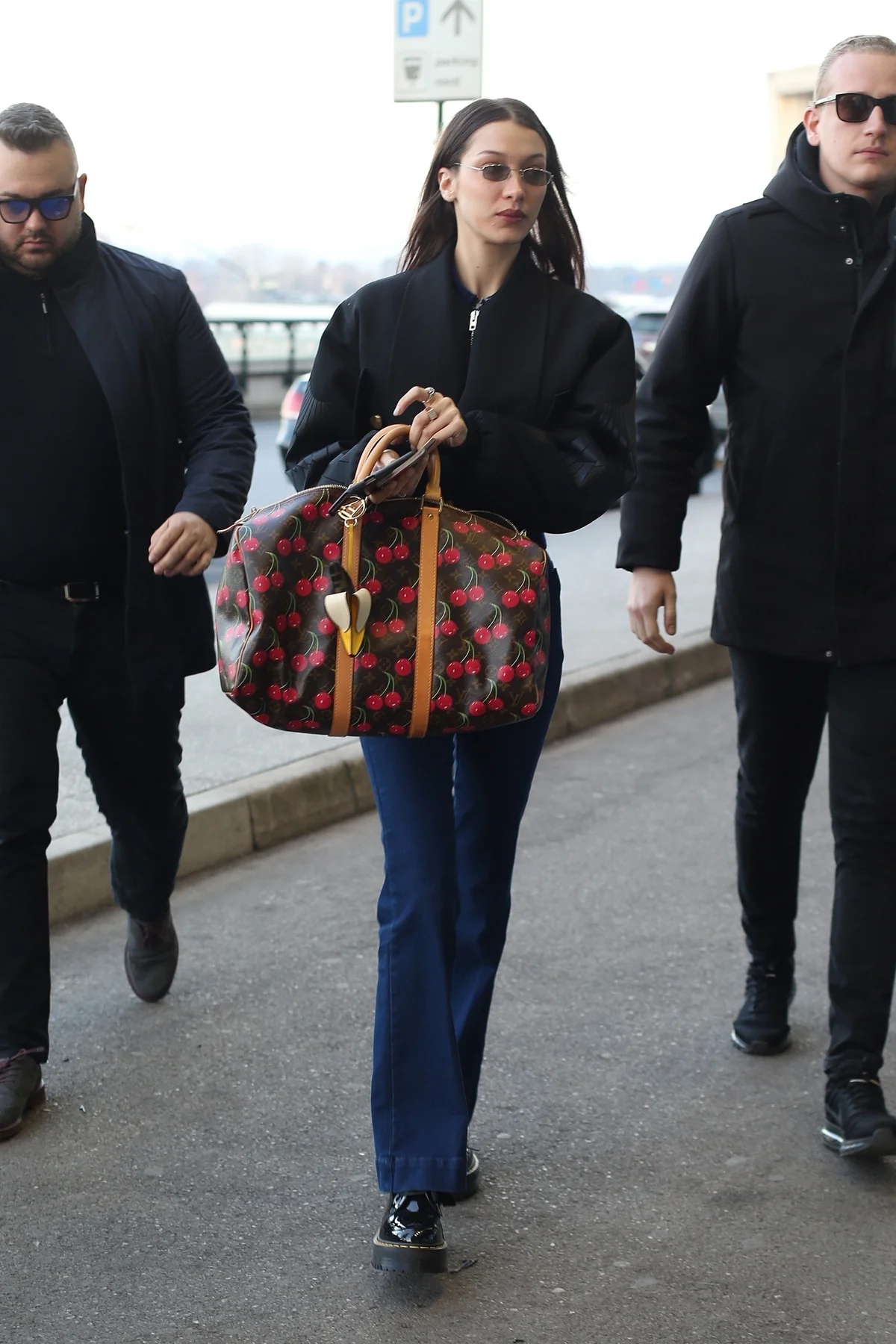Vali du lịch Louis Vuitton