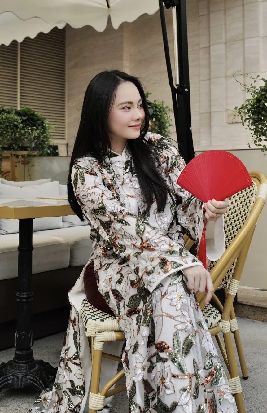 NTK Vi Nguyễn – Từ giấc mơ nhỏ đến khoảnh khắc BLACKPINK diện thiết kế Việt trên sân khấu toàn cầu
