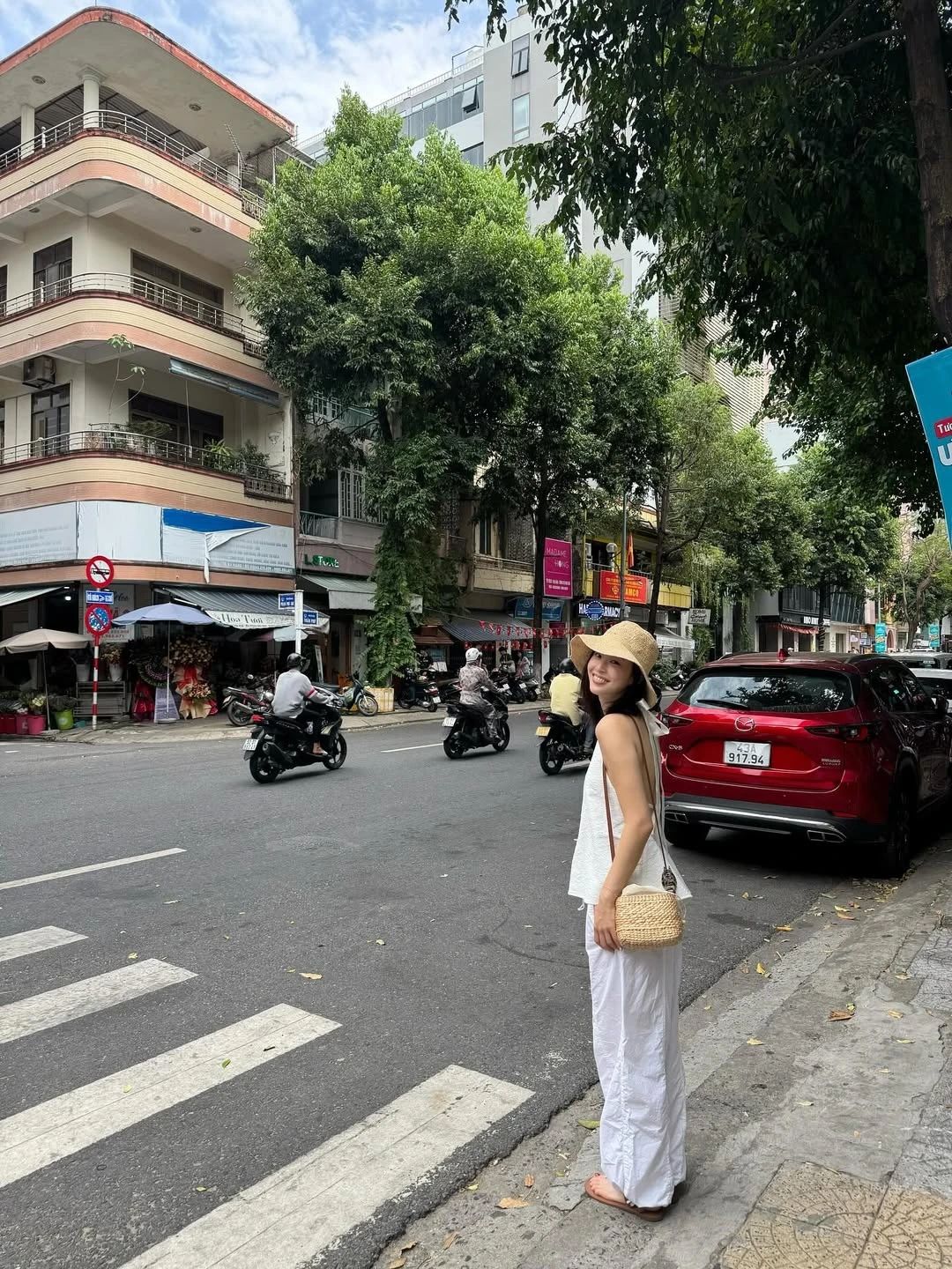 'Ác nữ' Penthouse du lịch Đà Nẵng
