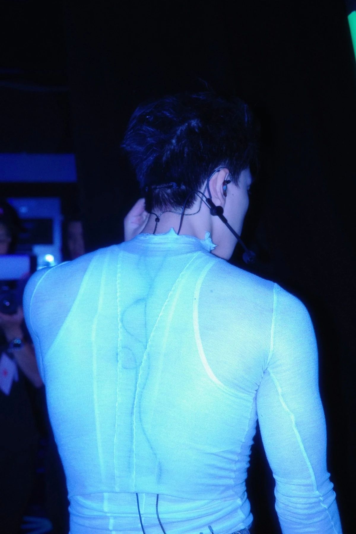 HIEUTHUHAI có đáng bị chỉ trích vì nhảy sexy?