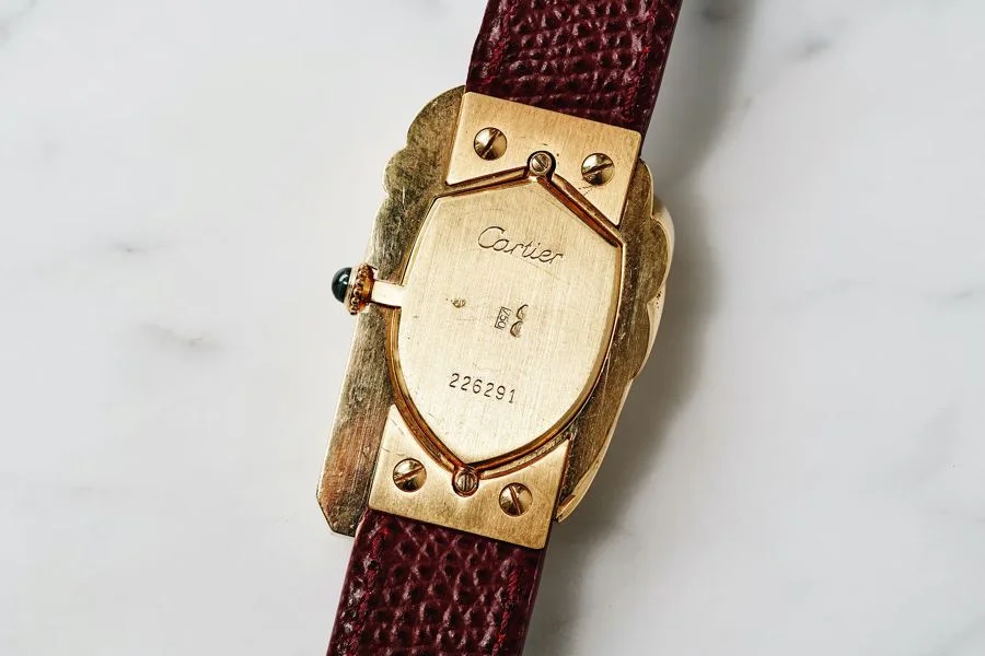 Đấu giá đồng hồ Cartier Cheich