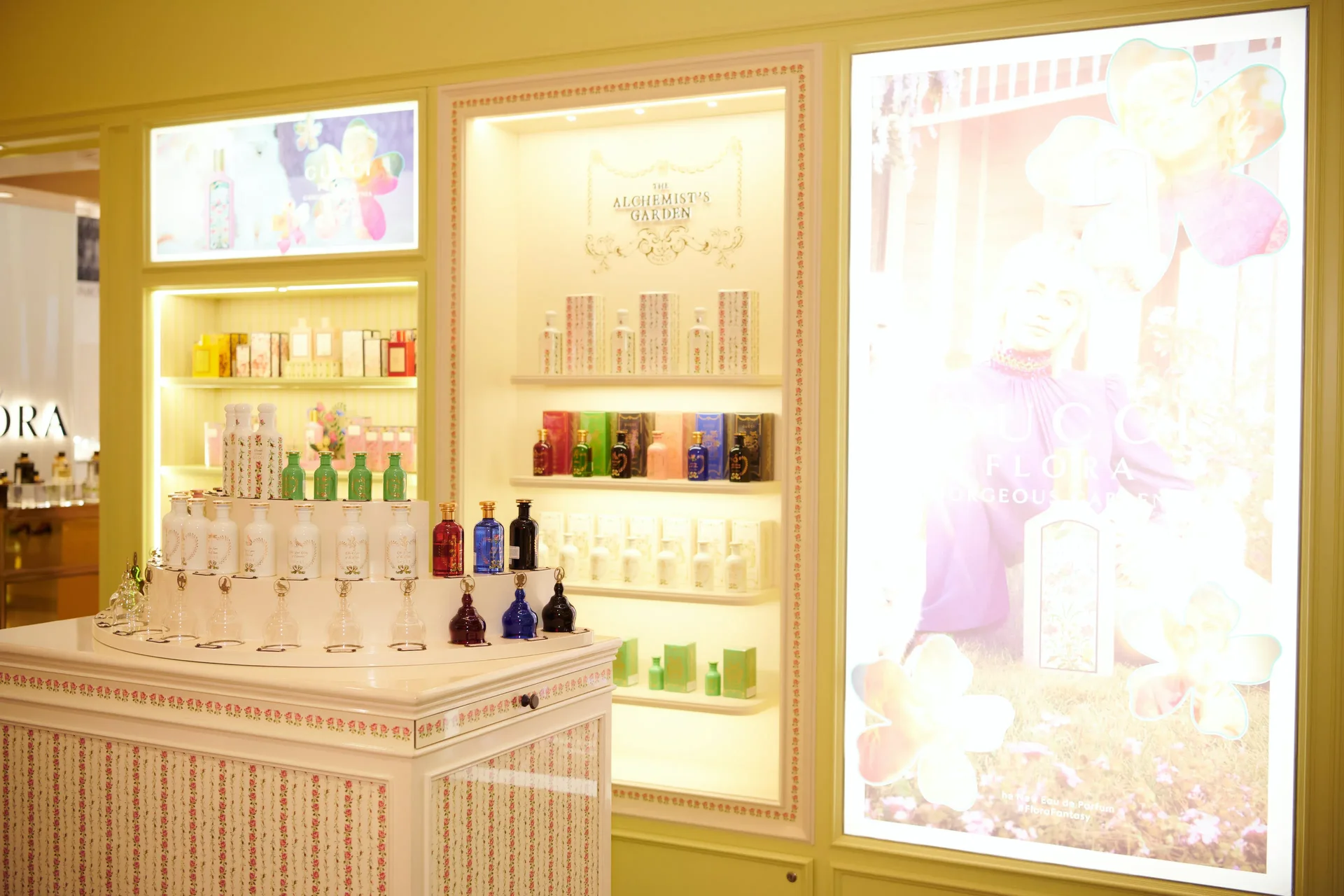 Gucci Beauty Crescent Mall