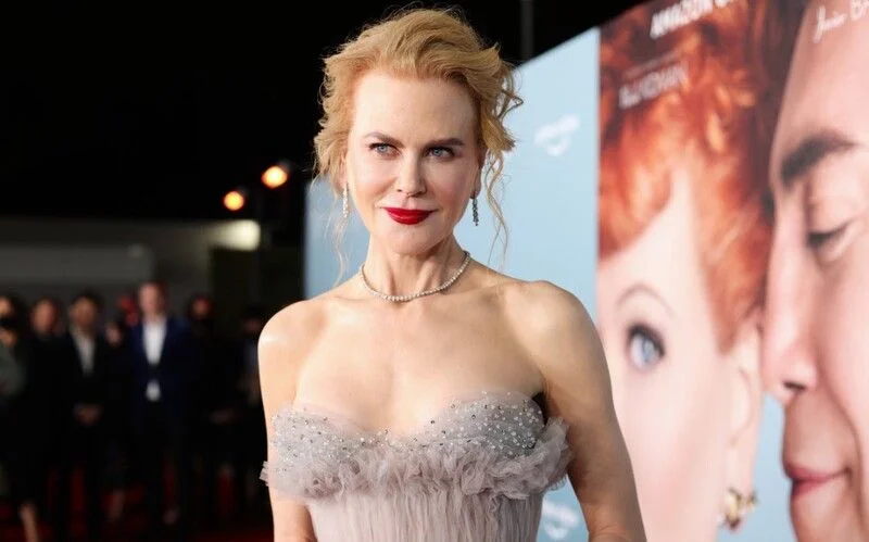 Nicole Kidman đấu giá mũ