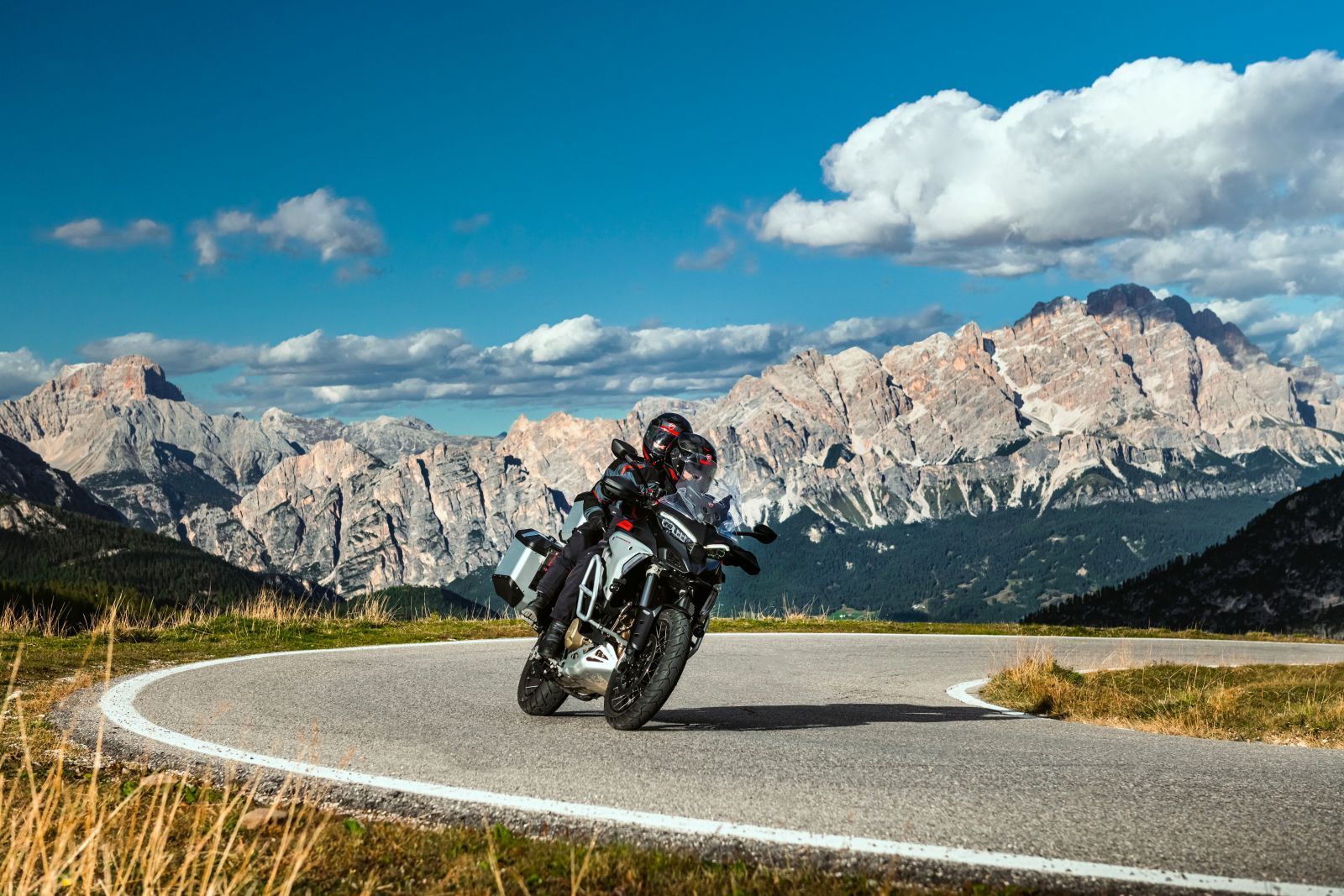 doanh số Ducati