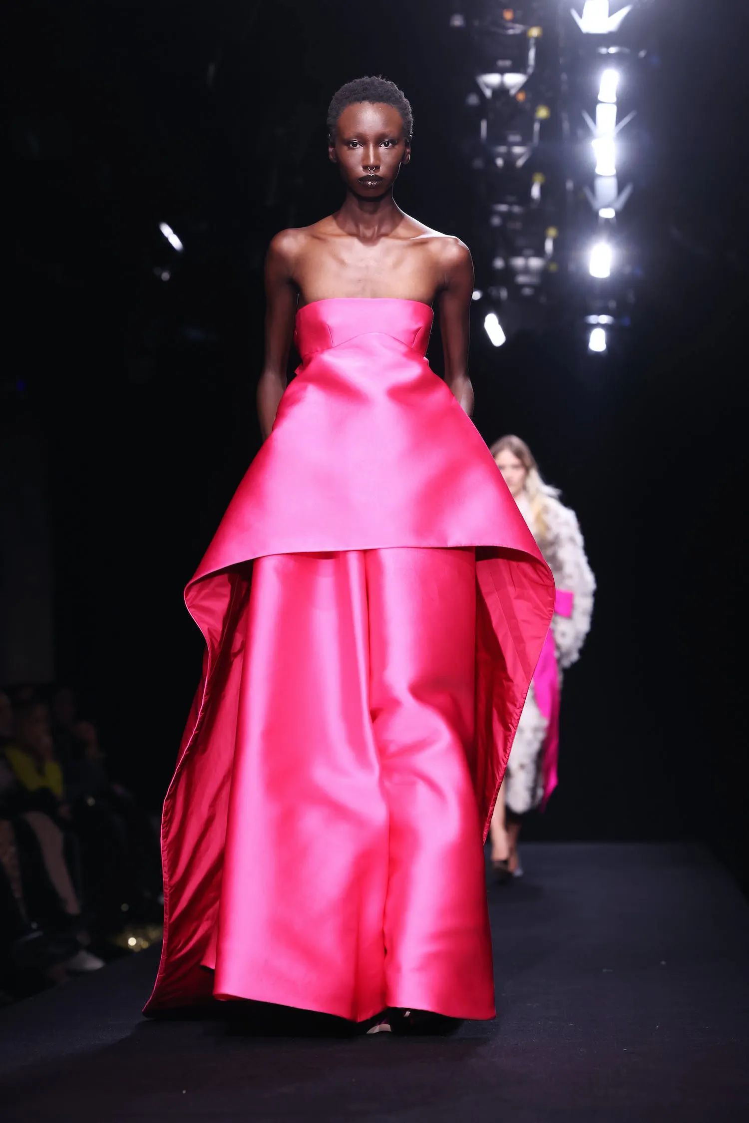 Valentino Haute Couture Xuân Hè 23 