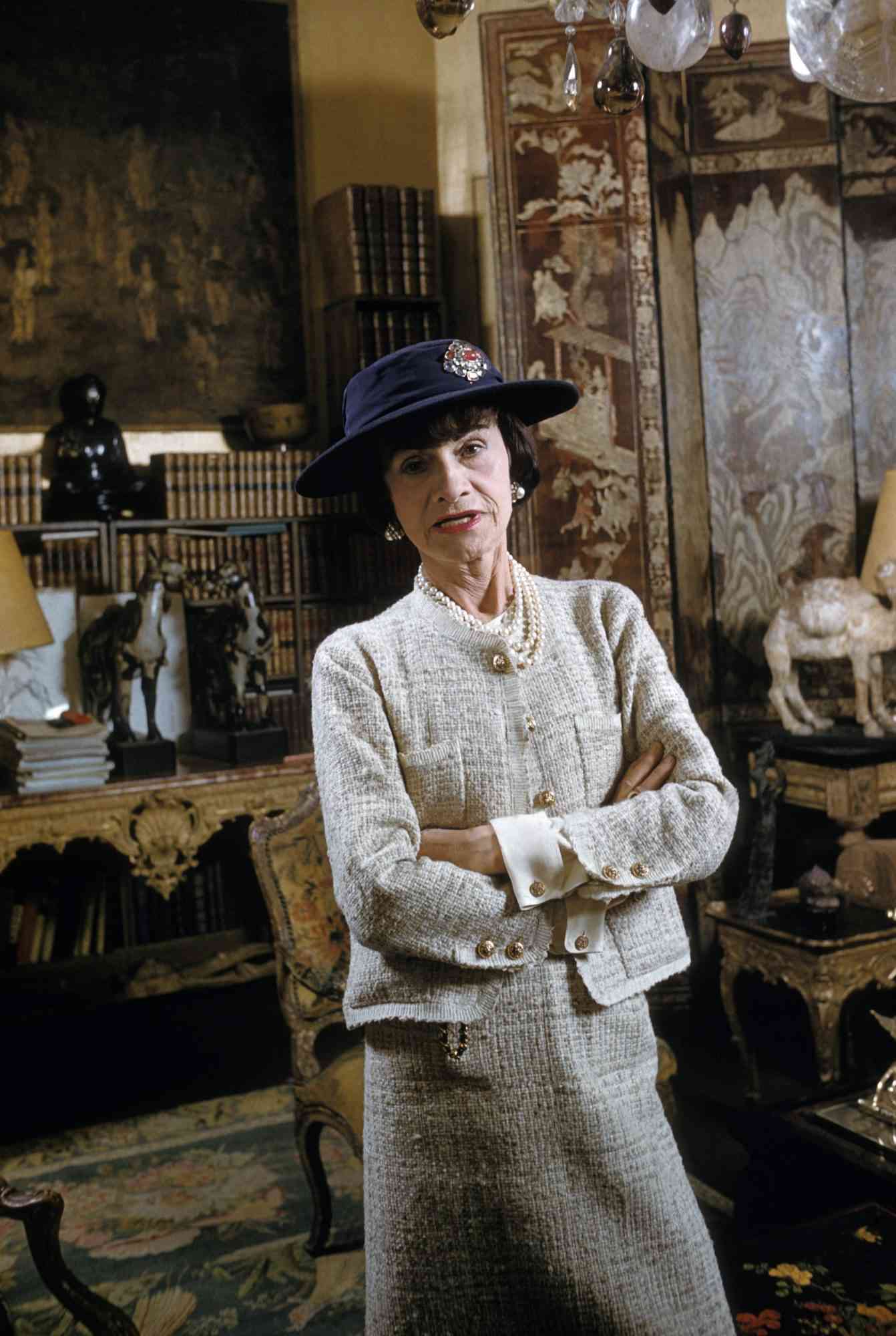 coco-chanel-lead-2000-6d77ad76c93f4995a9d82db033c0090e.jpg