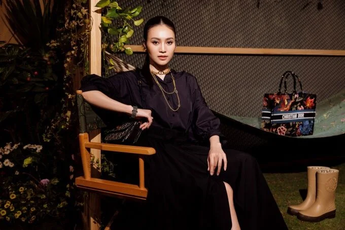 Lan Ngọc tại showroom Dior 