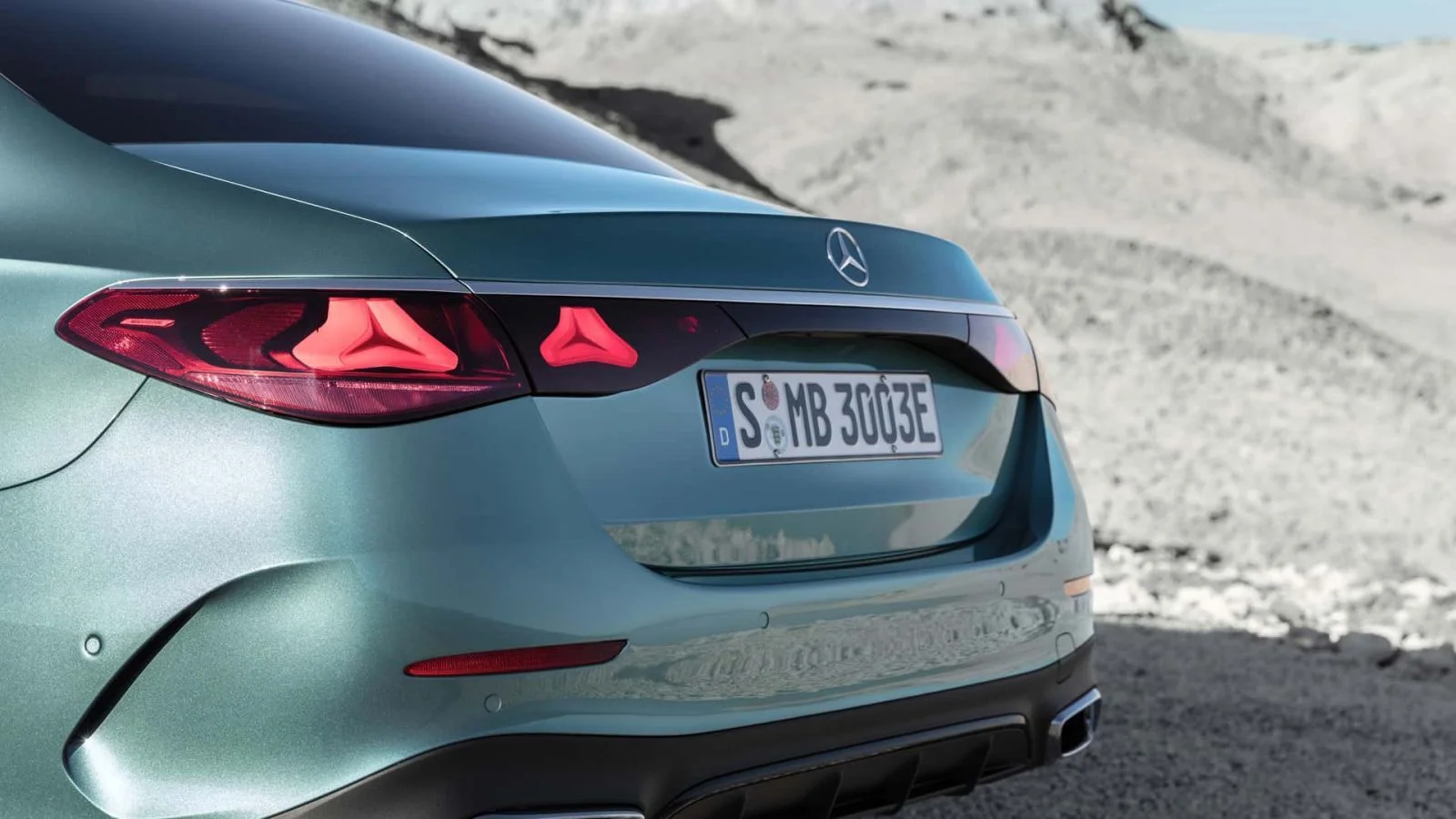 Mercedes-Benz E-Class 