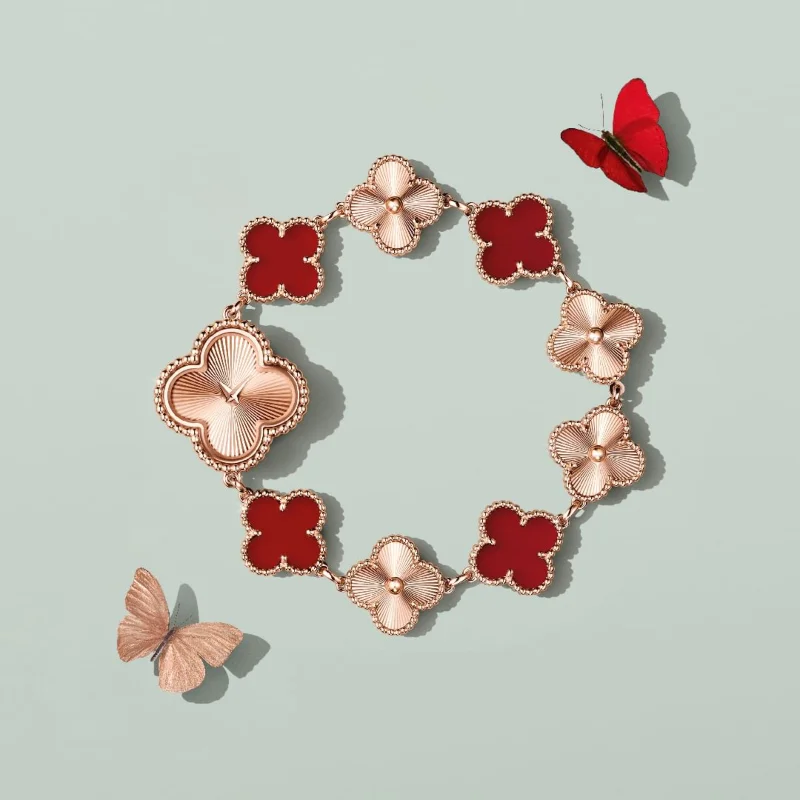 Van Cleef & Arpels bổ sung 4 thiết kế mới vào BST Alhambra biểu tượng
