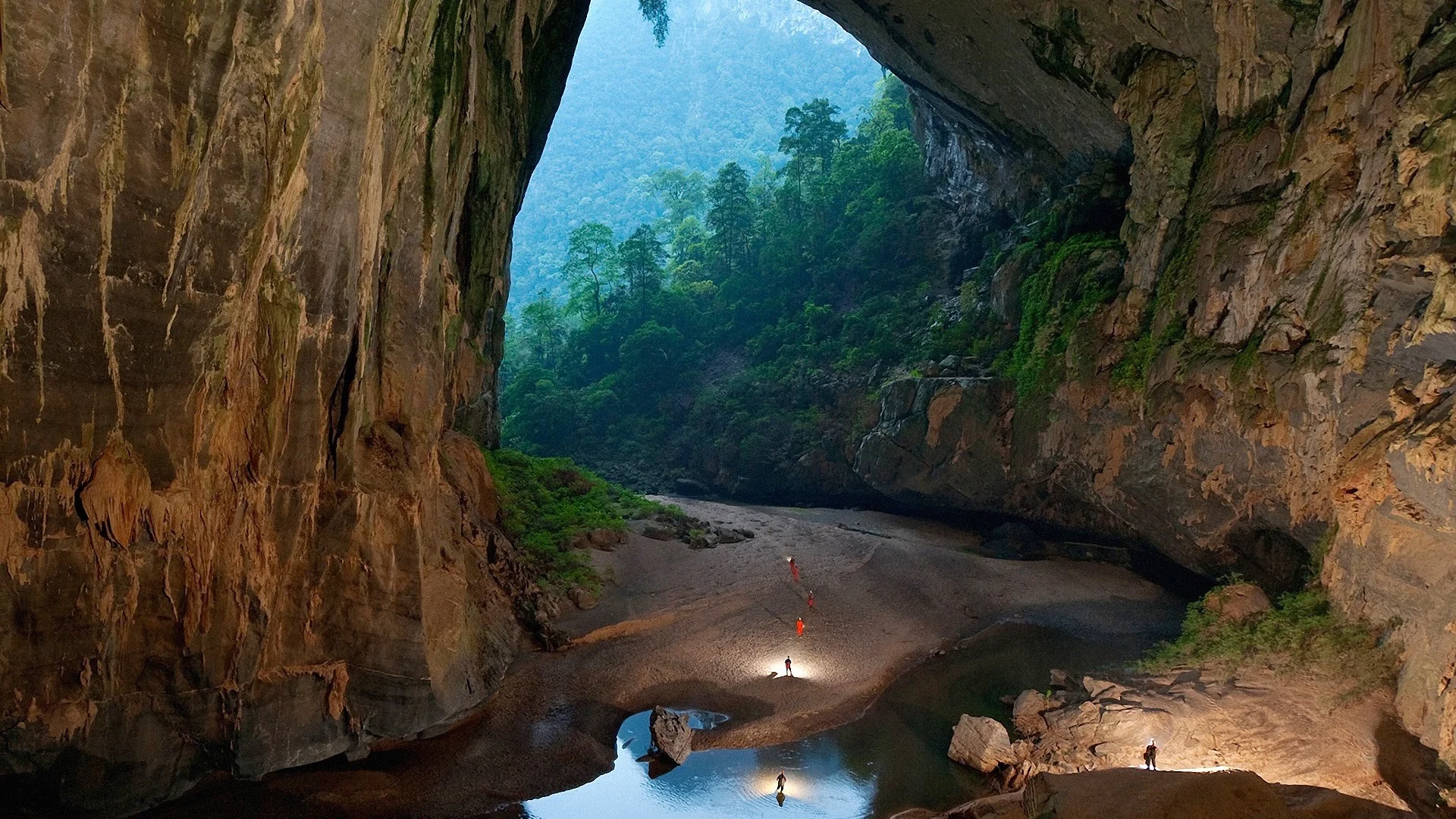 Những cung đường trekking đẹp nhất Việt Nam