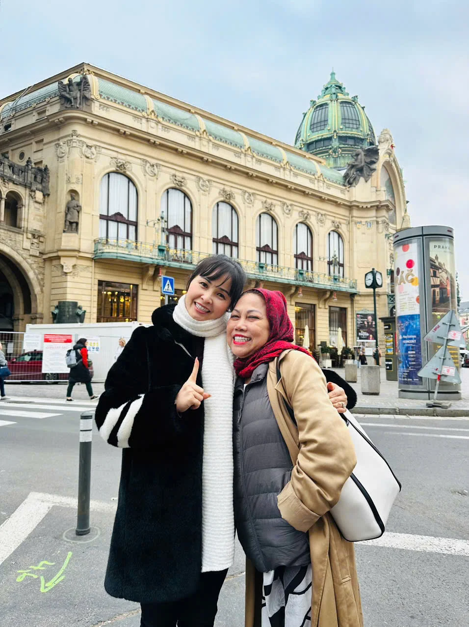 Ca sĩ Trang Nhung 