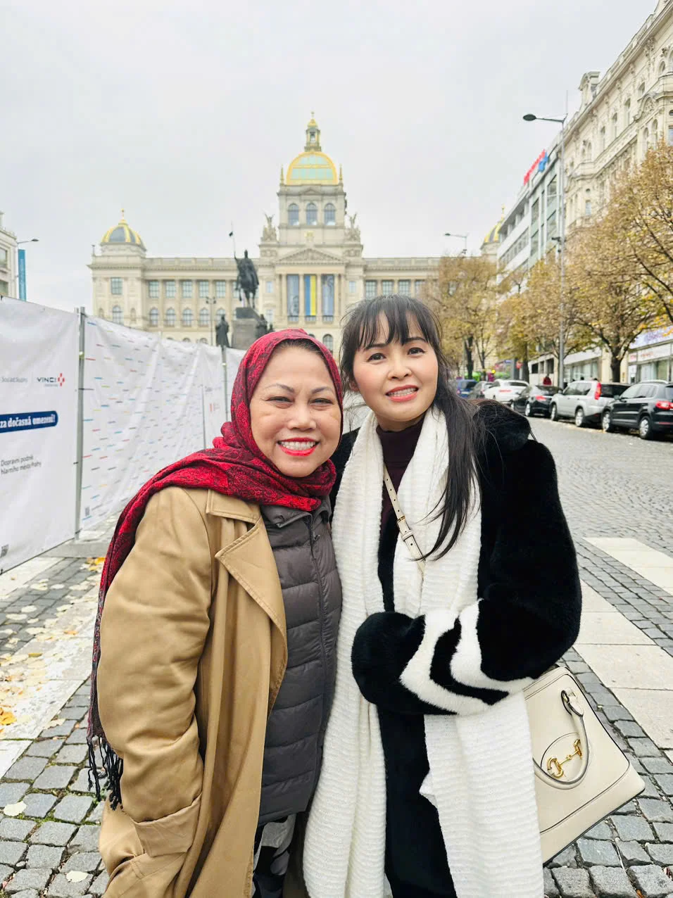 Ca sĩ Trang Nhung 
