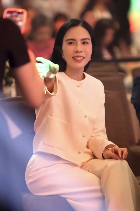 Doanh nhân Lưu Nga 