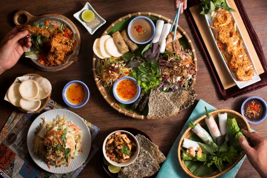 Mang ẩm thực Việt ra thế giới ngay tại "sân nhà"