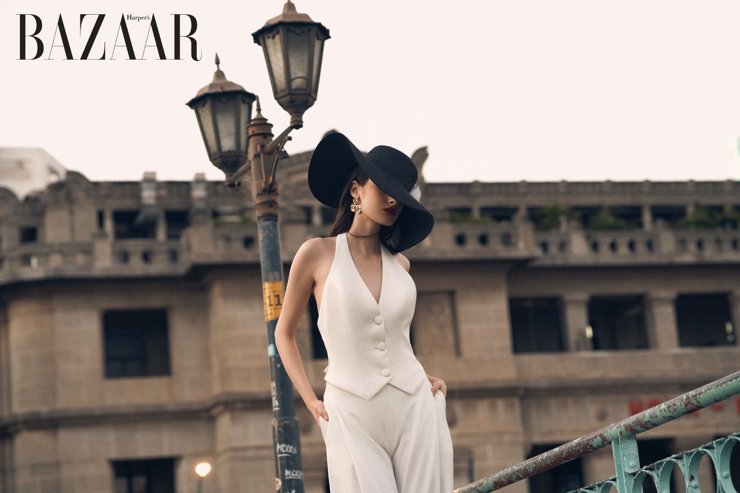 Nét đẹp tân cổ điển BST New Classic '24 của Mr Crazy & Lady Sexy
