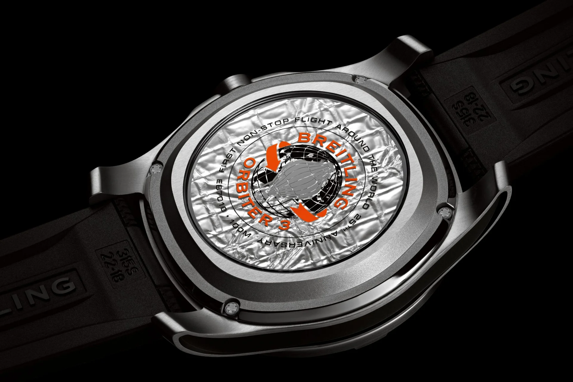 Tái hiện chuyến bay lịch sử với Breitling Aerospace B70 Orbiter