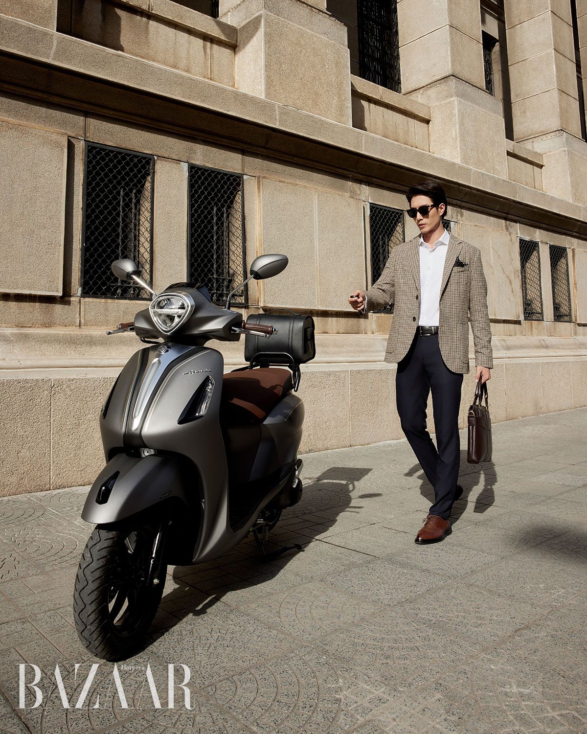 Nam giới có thể sắm thêm một chiếc xe tay ga Yamaha Grande vào dàn xe