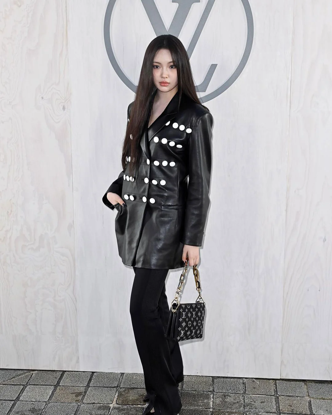 Louis Vuitton Thu Đông 2024 gây bất ngờ nhất tuần lễ Paris