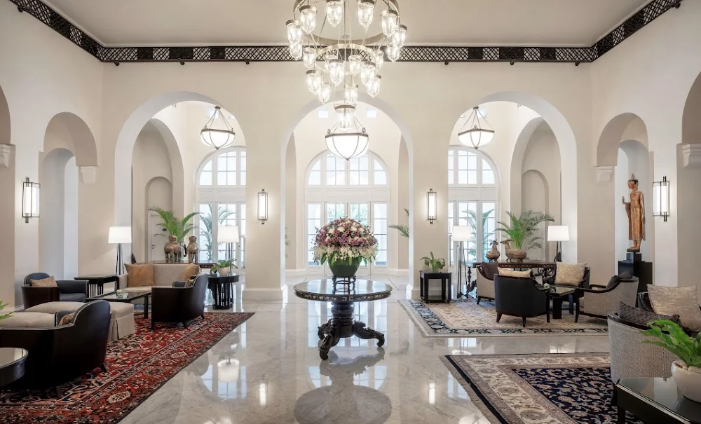 Đẳng cấp khách sạn thành phố tốt nhất thế giới: Raffles Hotel Le Royal Phnom Penh